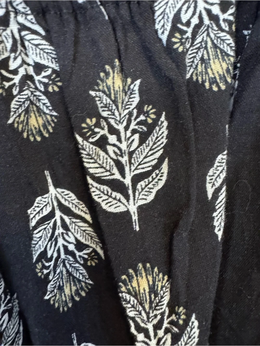 Old Navy Black Floral Puff Sleeve Tie Back Blouse Women’s XL Cottagecore